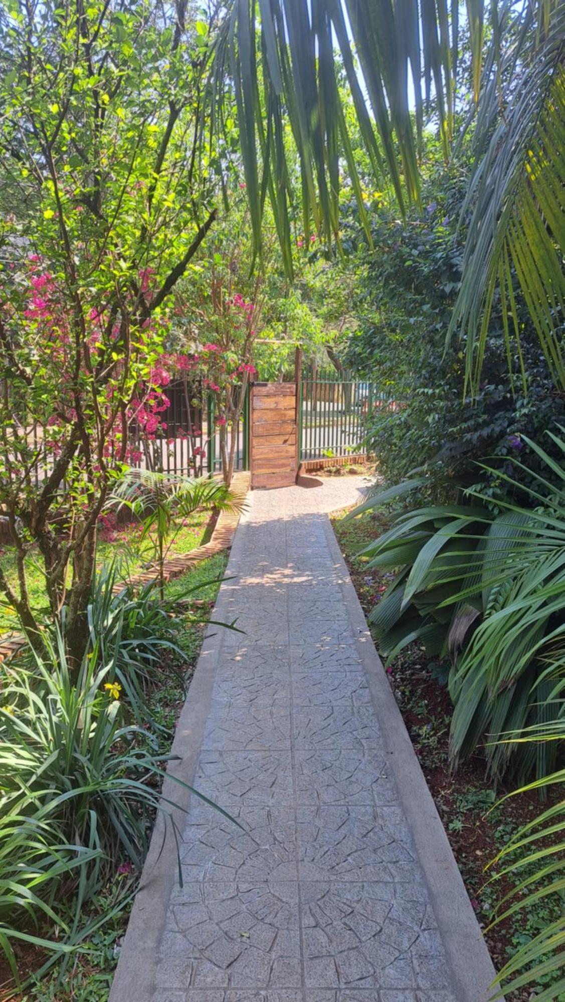 Hospedaje Los Vencejos Puerto Iguazú Eksteriør bilde